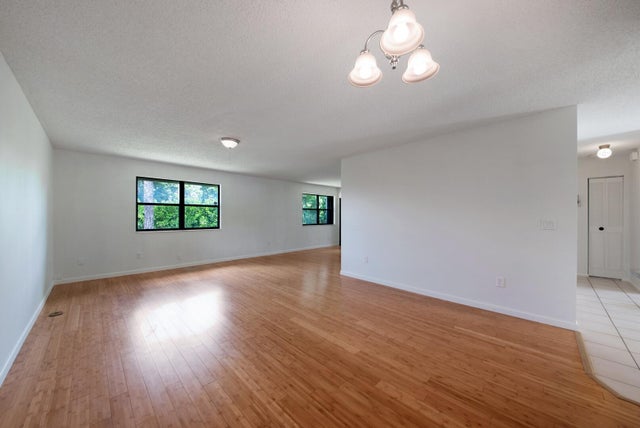 3 of 29 - 248 Brandywine Court, Royal Palm Beach, FL