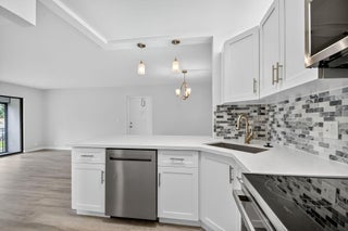 Photo of Listing #RX-11114664