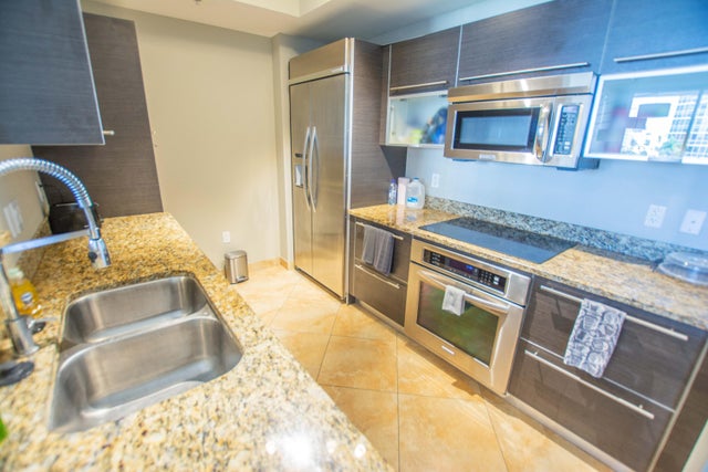 5 of 24 - 550 Okeechobee Boulevard #506, West Palm Beach, FL
