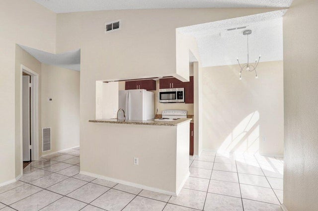 4 of 34 - 8702 Mallard Reserve Drive #202, Tampa, FL