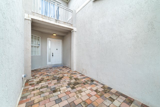 2 of 36 - 8022 Nw 114th Place, Doral, FL