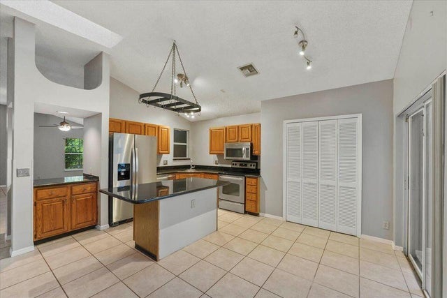 5 of 20 - 12709 White Coral Drive, Wellington, FL