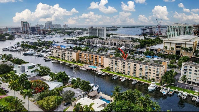 1 of 13 - 1777 Se 15th Street #206, Fort Lauderdale, FL