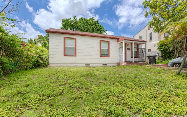 1 of 15 - 822 30th Court, West Palm Beach, FL