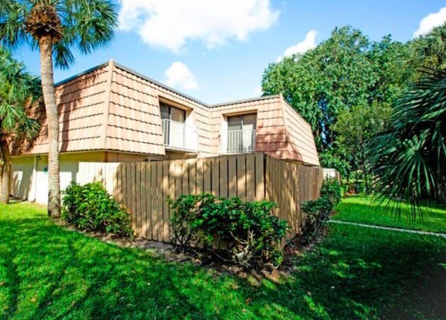 507 Green Springs Place, West Palm Beach