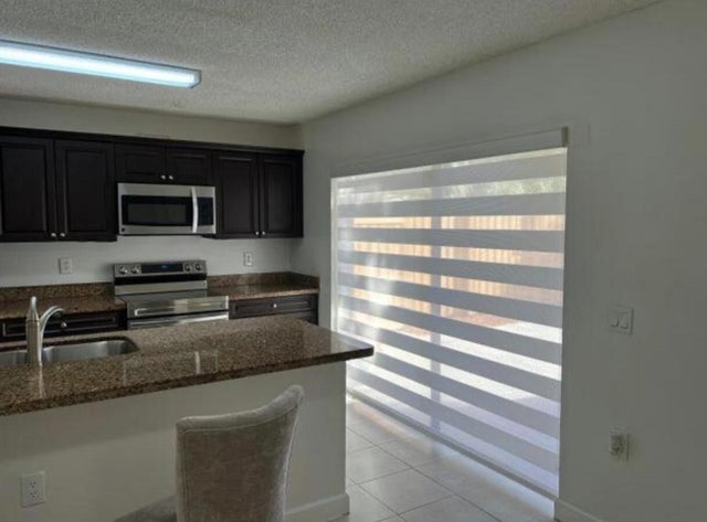 4 of 15 - 507 Green Springs Place, West Palm Beach, FL