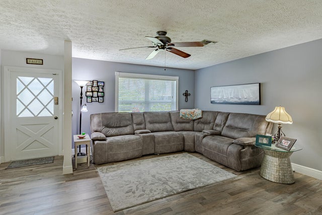 3 of 26 - 3048 Se Orchid Street, Stuart, FL