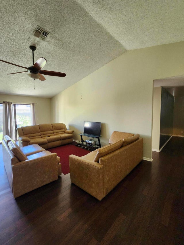 5 of 29 - 7771 Blackwood Lane, Lake Worth, FL