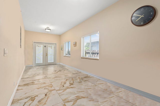 3 of 37 - 2108 Avenue G, Fort Pierce, FL