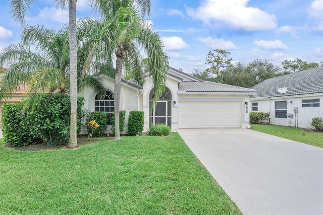 4 of 34 - 225 Preserve Court, Royal Palm Beach, FL