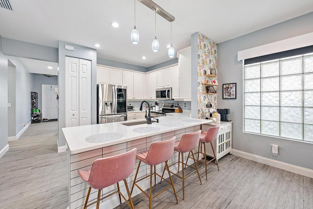 4 of 31 - 715 Belle Grove Lane, Royal Palm Beach, FL