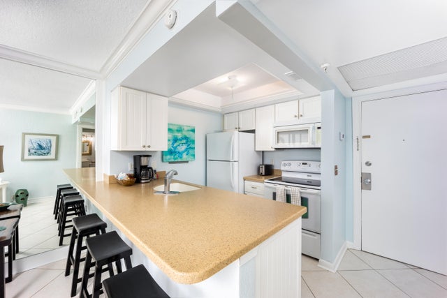 5 of 16 - 9800 S Ocean Drive #304, Jensen Beach, FL
