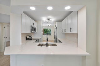 Photo of Listing #RX-11115027