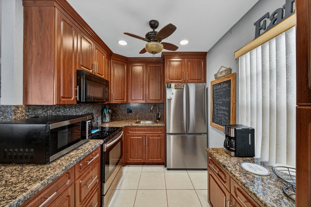 1 of 31 - 944 Normandy Trail #t, Delray Beach, FL