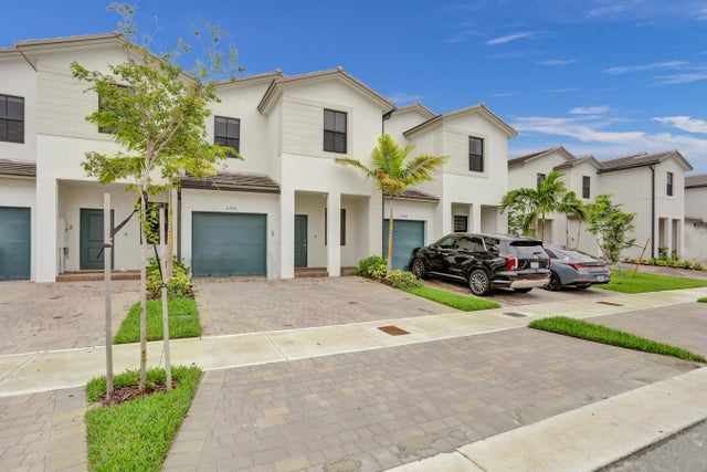 23061 Sw 128th Place, Miami