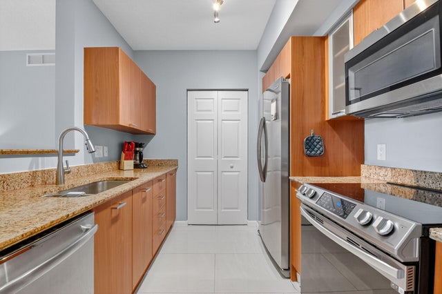 5 of 50 - 625 Casa Loma Boulevard #306, Boynton Beach, FL