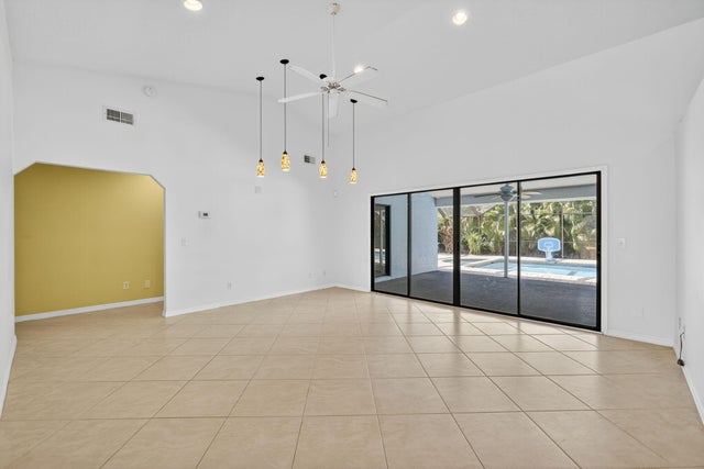 5 of 47 - 2122 Sw Cadiz Avenue, Port Saint Lucie, FL