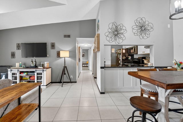 5 of 33 - 719 Sunny Pine Way #c3, Greenacres, FL