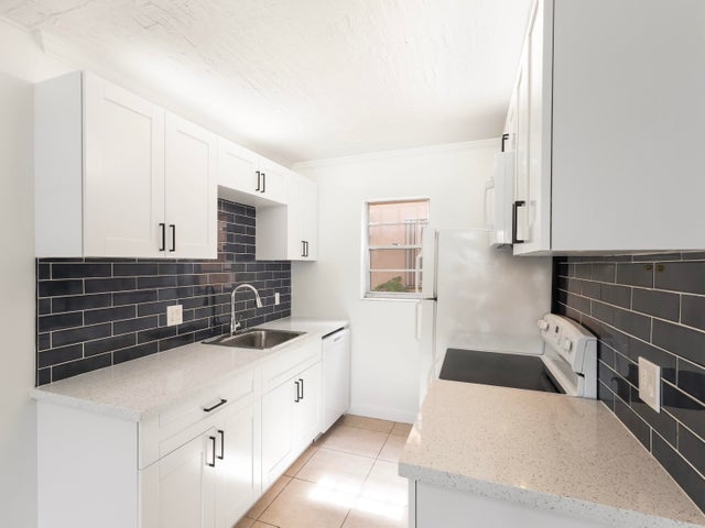 1 of 12 - 600 Sw 2nd Avenue #1380, Boca Raton, FL
