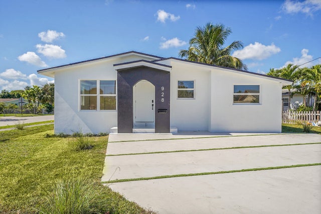 2 of 61 - 928 Market Street, West Palm Beach, FL