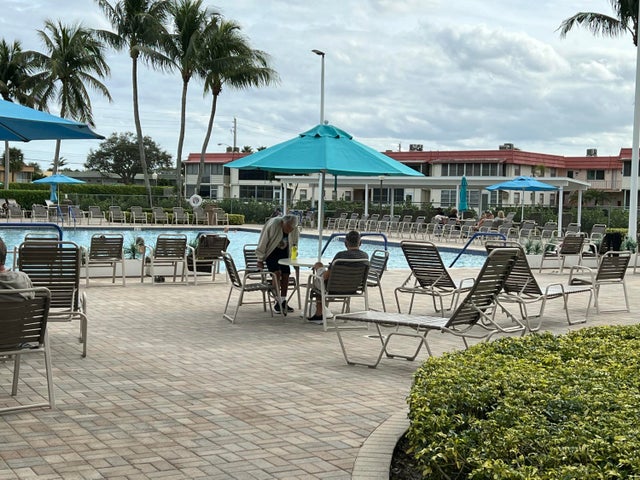 4 of 8 - 179 Monaco D, Delray Beach, FL