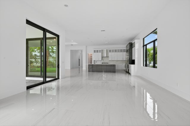 5 of 77 - 9144 Coral Isles Circle, Palm Beach Gardens, FL
