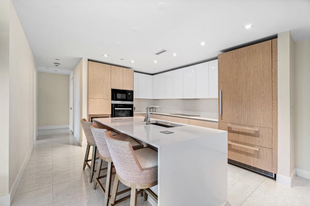 3 of 36 - 3100 N Ocean Drive #1804 P, Riviera Beach, FL