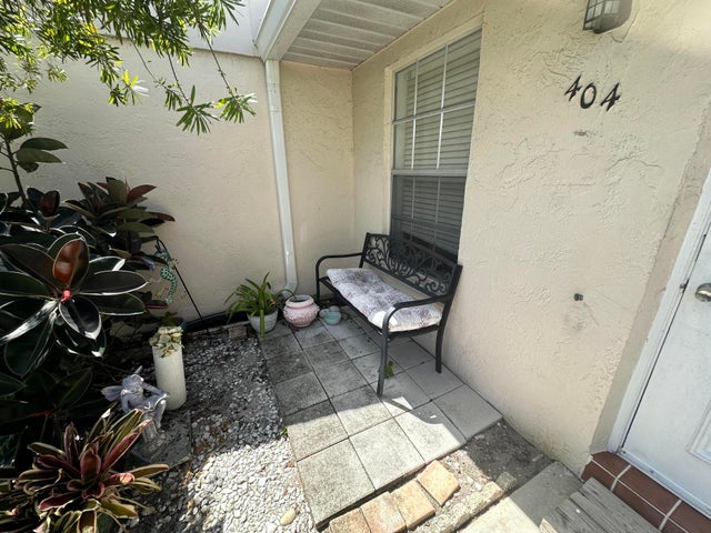 4 of 31 - 404 Bennington Lane, Lake Worth, FL