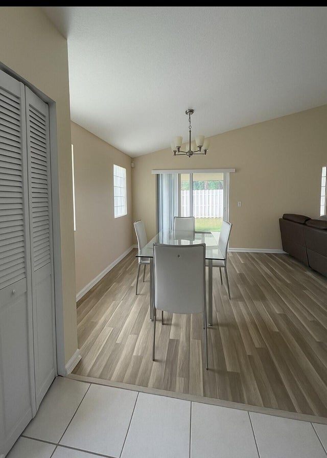 3 of 12 - 268 Malibu Circle, Greenacres, FL