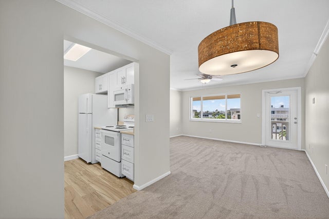 4 of 53 - 131 Doolen Court #304, North Palm Beach, FL