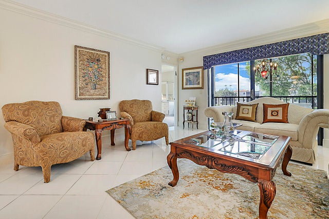 5 of 33 - 6037 Pointe Regal Circle #301, Delray Beach, FL