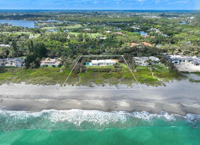 4 of 23 - 15 S Beach Road, Jupiter Island, FL