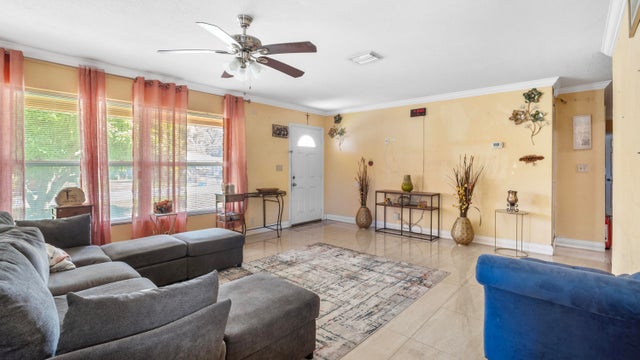 4 of 35 - 117 Se 22nd Avenue, Boynton Beach, FL
