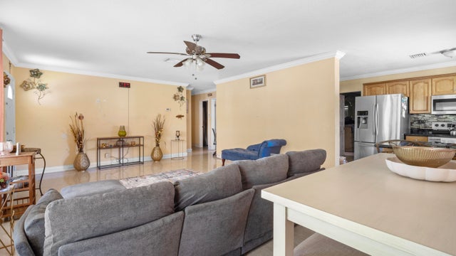 5 of 35 - 117 Se 22nd Avenue, Boynton Beach, FL