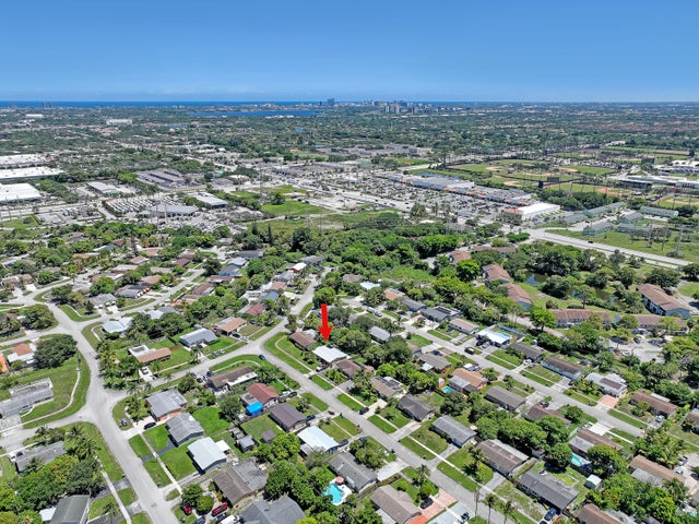 5 of 10 - 4802 Andros Drive, West Palm Beach, FL