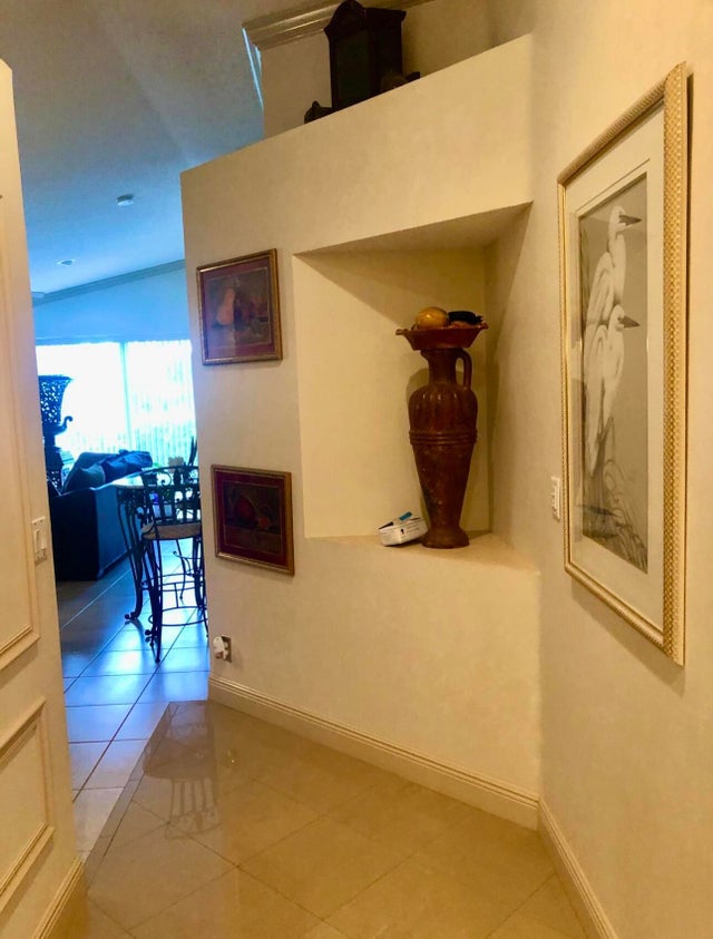 3 of 9 - 1708 Sawgrass Circle, Greenacres, FL