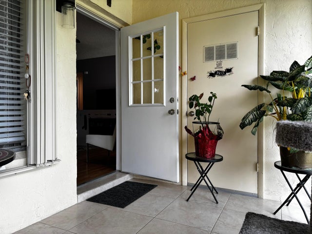 3 of 28 - 5831 Whispering Pine #b2, Greenacres, FL