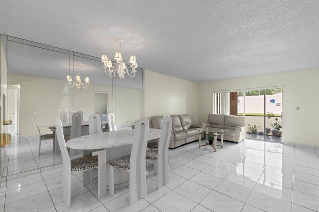 5 of 35 - 9374 Sw 3rd Street #708, Boca Raton, FL