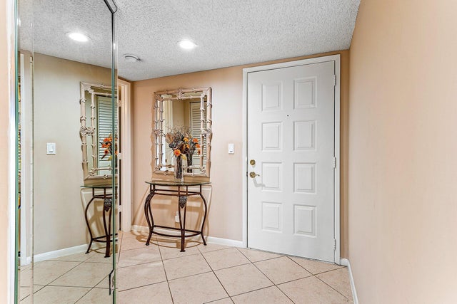 4 of 58 - 7280 Amberly Lane #208, Delray Beach, FL