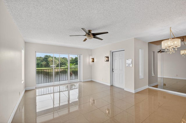 2 of 20 - 1002 Green Pine Boulevard #b2, West Palm Beach, FL