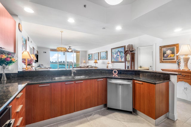 3 of 33 - 2650 Lake Shore Drive #1705, Riviera Beach, FL