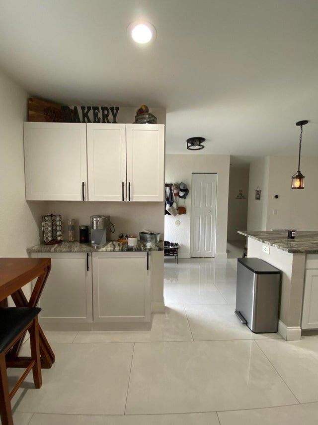 5 of 42 - 5901 White Cypress Drive, Lake Worth, FL