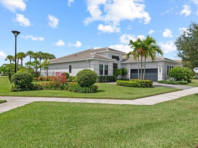 1 of 67 - 5577 Saint Armands Way, Westlake, FL