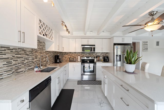 5 of 38 - 808 Wright Drive, Lake Worth, FL