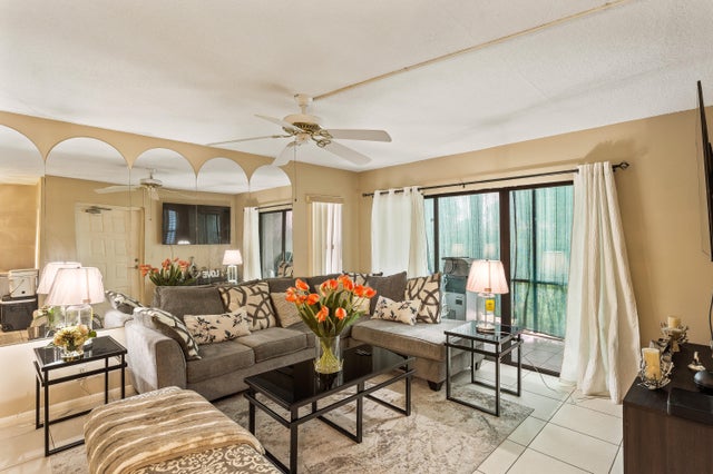 4 of 21 - 1102 Green Pine Boulevard #h1, West Palm Beach, FL