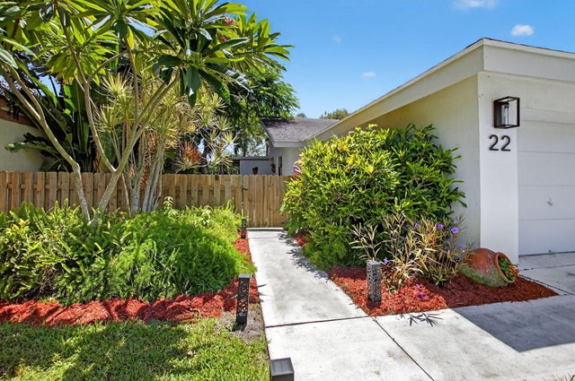 2 of 34 - 22 Baytree Circle, Boynton Beach, FL