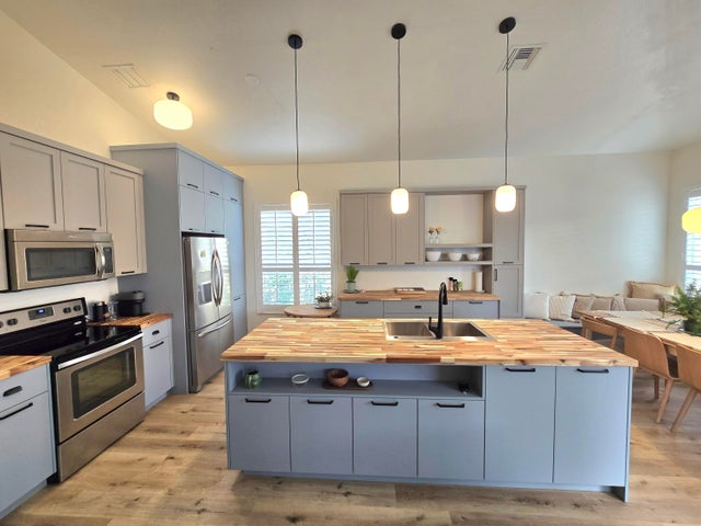 1 of 20 - 6001 Spring Lake Terrace, Fort Pierce, FL
