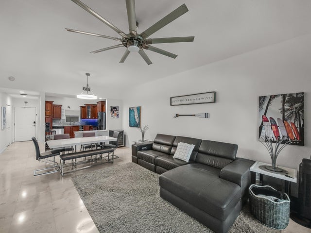 5 of 25 - 1610 Presidential Way #b-207, West Palm Beach, FL