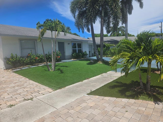 2 of 25 - 6147 Moonbeam Drive, Lake Worth, FL