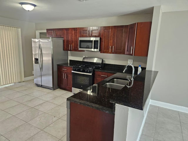 5 of 25 - 6147 Moonbeam Drive, Lake Worth, FL